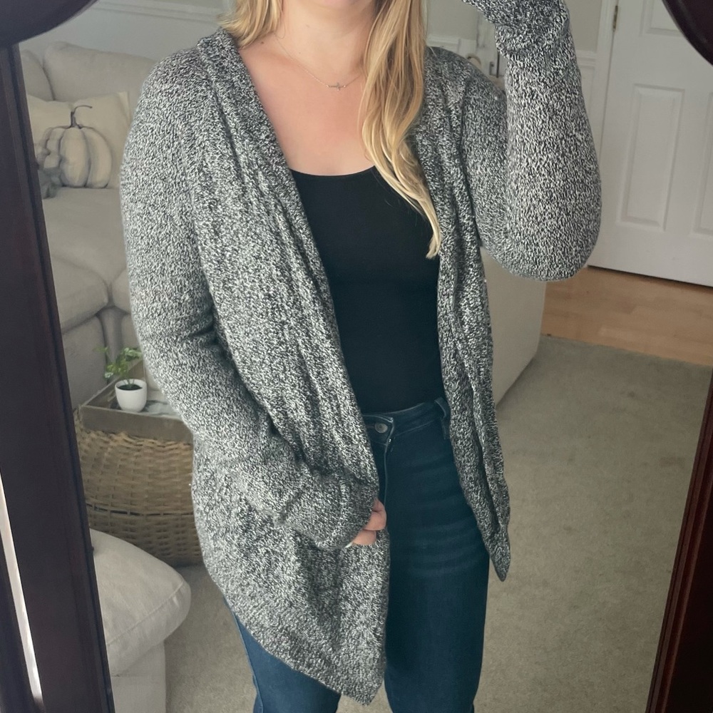 Lou and grey sweater cardigan women’s medium m grey heather - Picture 2 of 5